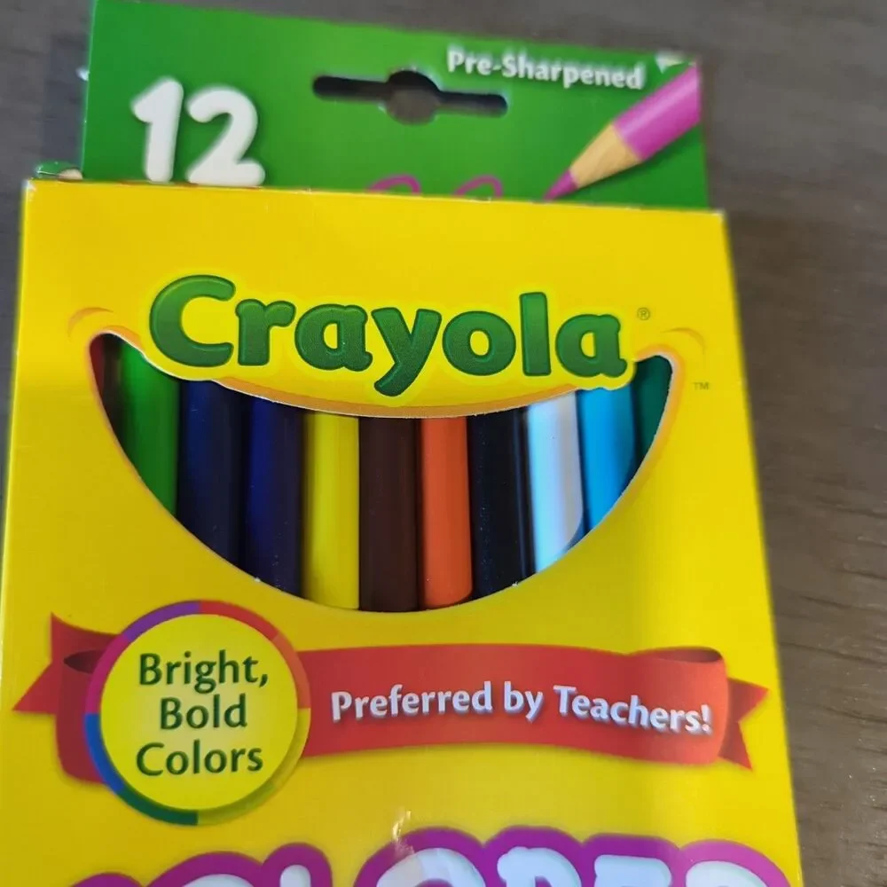 Crayola Colored Pencils 12 Assorted Colors